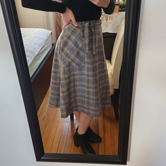 Hunters Sportswear Dresses & Skirts - Vintage Wool Wrap Skirt